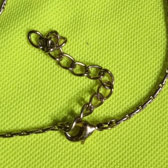 Two tone goldtone silvertone cube chain necklace - Picture 2 of 5